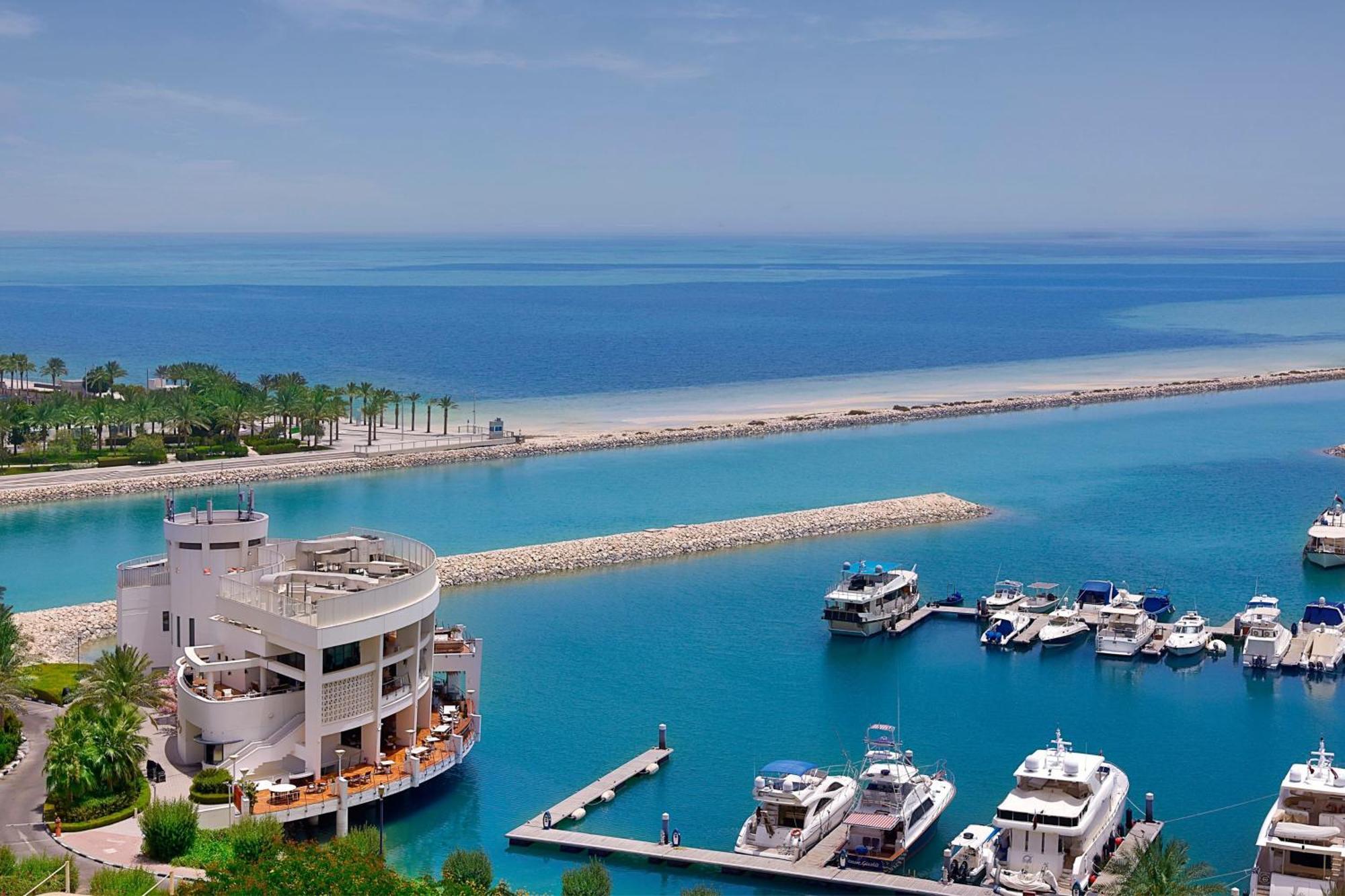 The Ritz-Carlton, Doha Hotel Ngoại thất bức ảnh Marina at the InterContinental Hotel