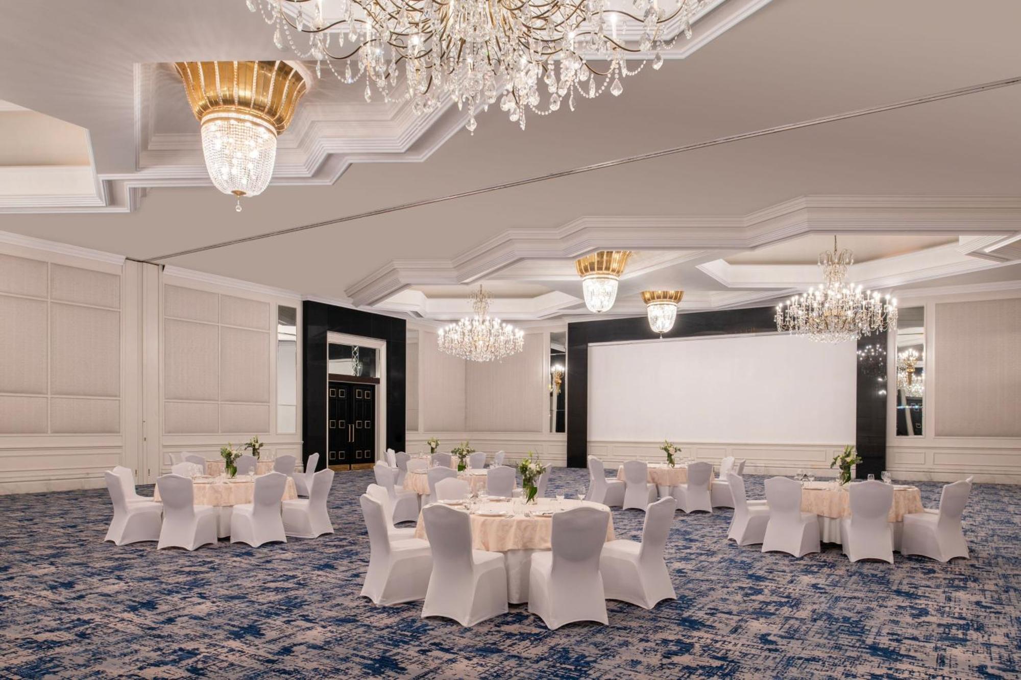 The Ritz-Carlton, Doha Hotel Ngoại thất bức ảnh The ballroom
