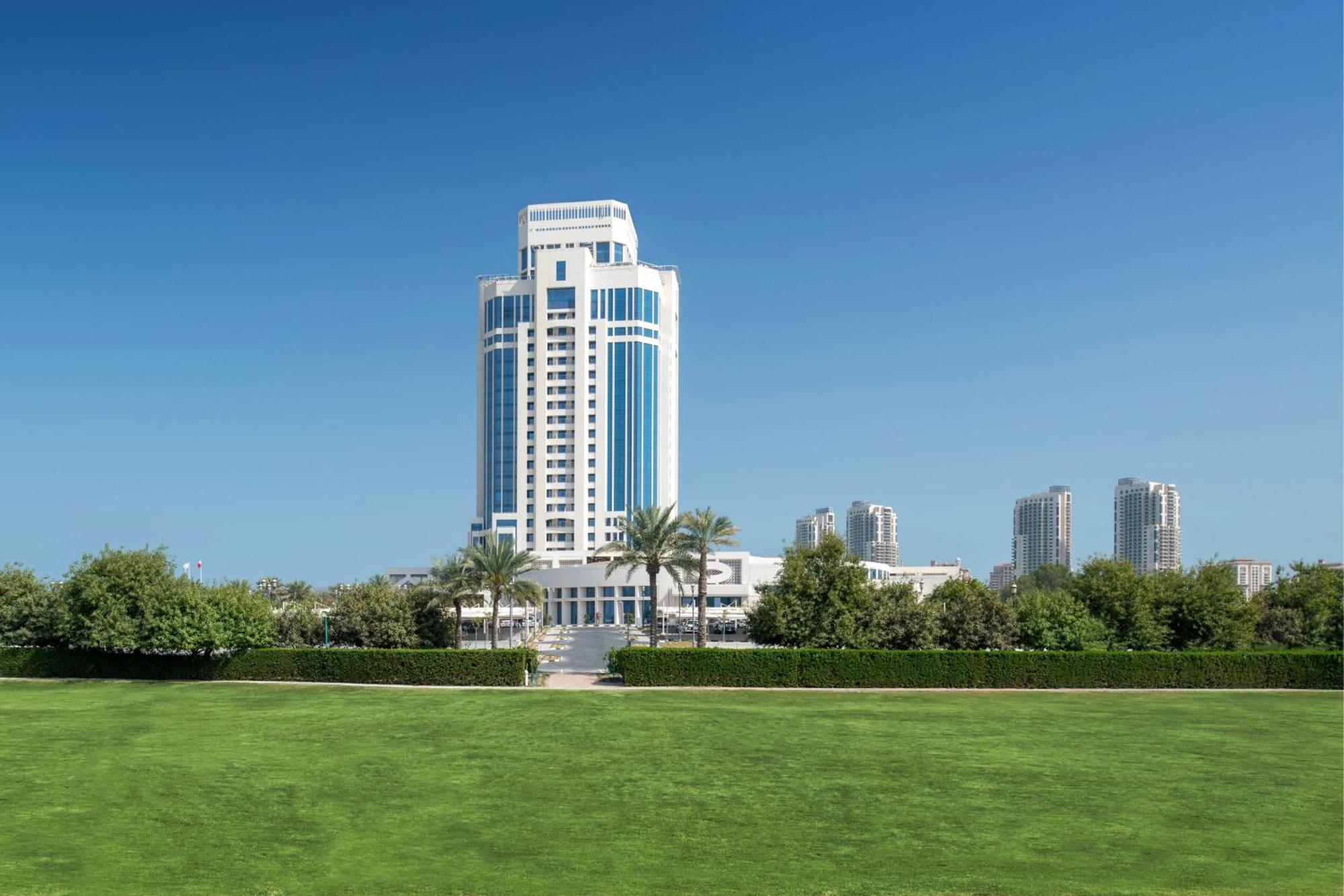 The Ritz-Carlton, Doha Hotel Ngoại thất bức ảnh The Oberoi Dubai