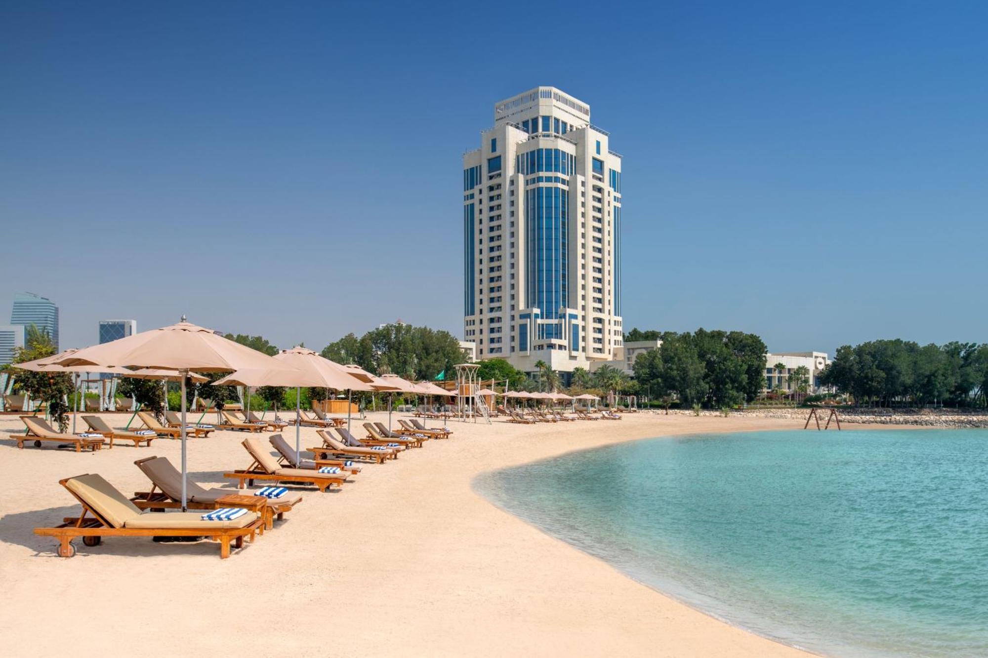 The Ritz-Carlton, Doha Hotel Ngoại thất bức ảnh Beach at Jumeirah Beach Hotel