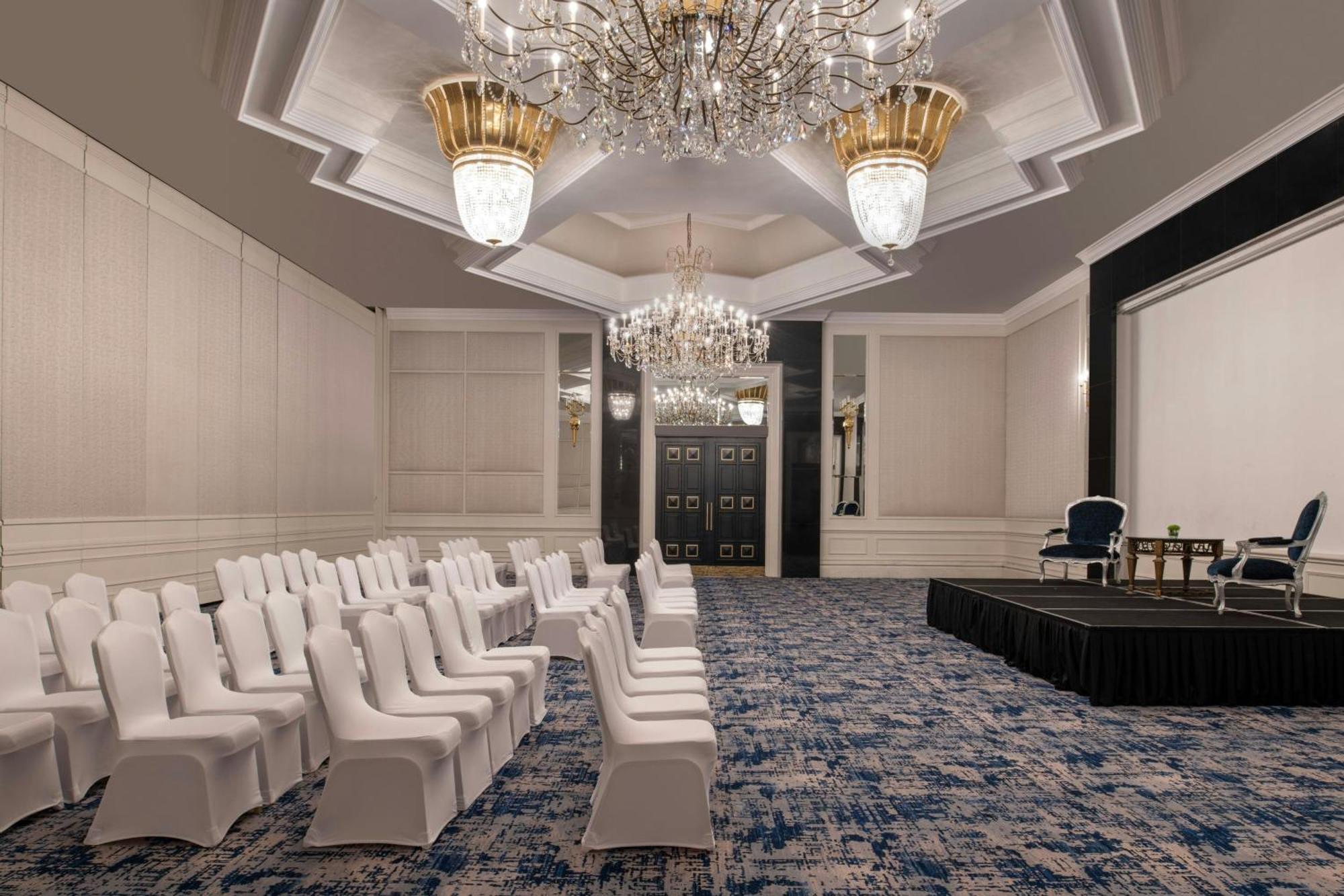 The Ritz-Carlton, Doha Hotel Ngoại thất bức ảnh The ballroom